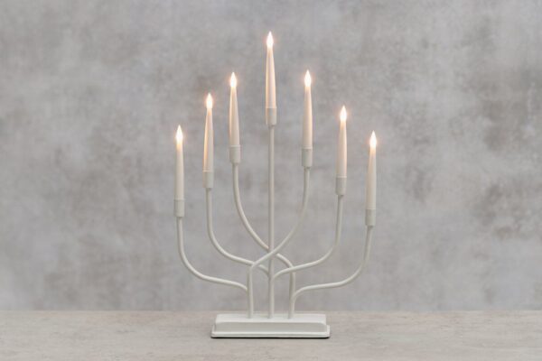 Advendiküünal Hetty valge 7LED taimeriga