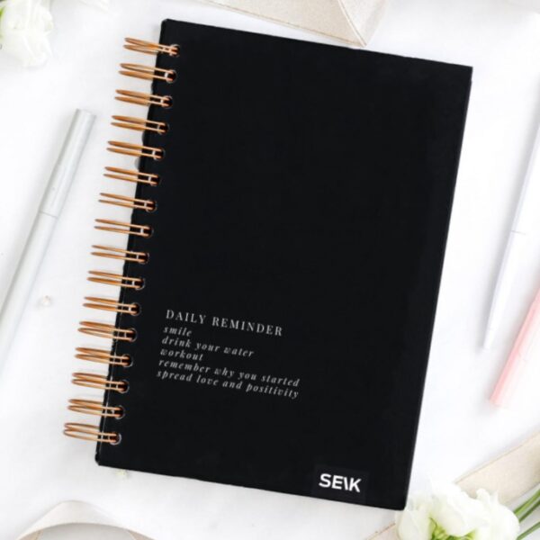 Täpimärkmik kõvade kaantega spiraalköites