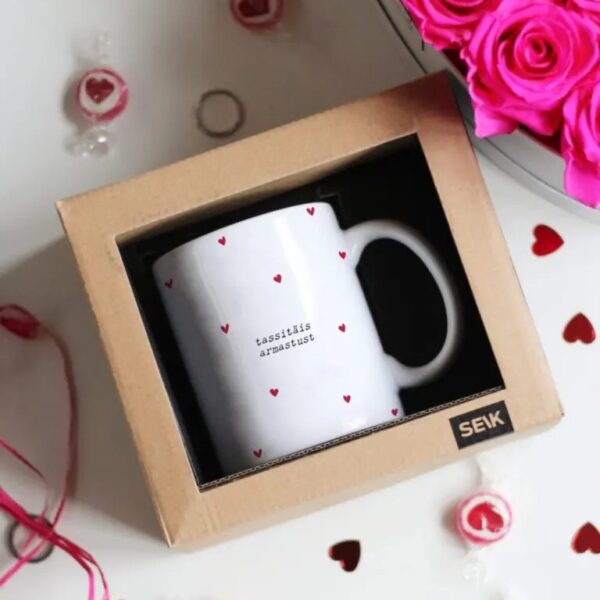 Disainkruus Tassitäis armastust