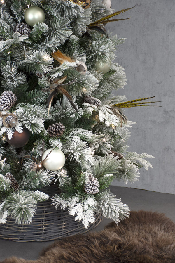 Kunstkuusk Bedford lumine 228cm