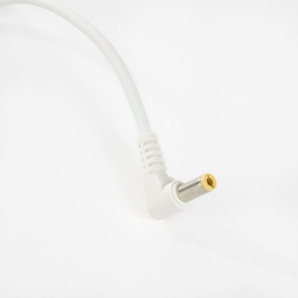 Luville lülitiadapter 4 pistikupesaga 3V (jõulukülale)