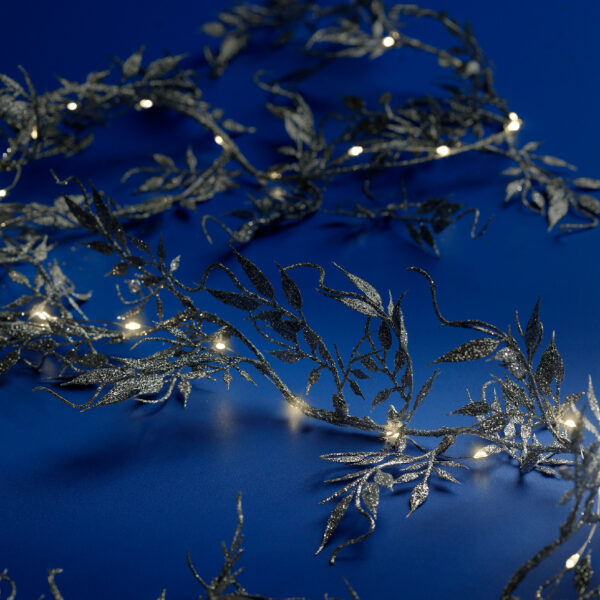 Valguskett lehekesed 1,5m 30LED IP20 värvivalik 1tk