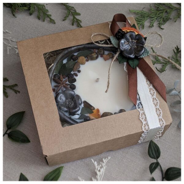 Käsitööküünal karbis 20h