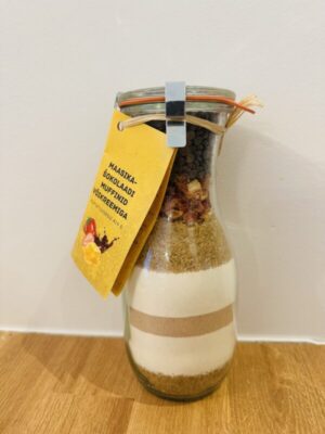 Maasika-šokolaadi muffinid võikreemiga küpsetussegu