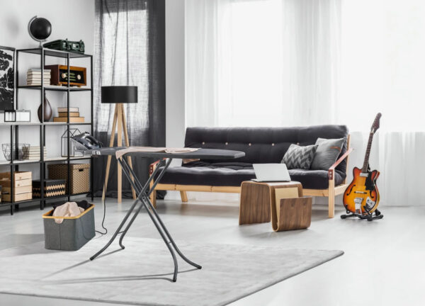 Triikimislaud Classic M Black