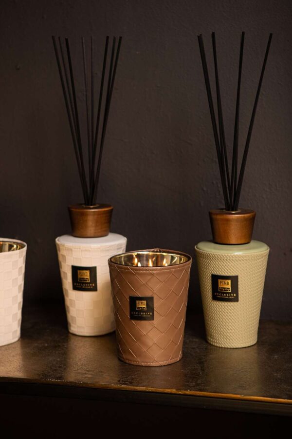 Lõhnaküünal PTMD Exclusive Oak & Blackcurrant 900g 70h