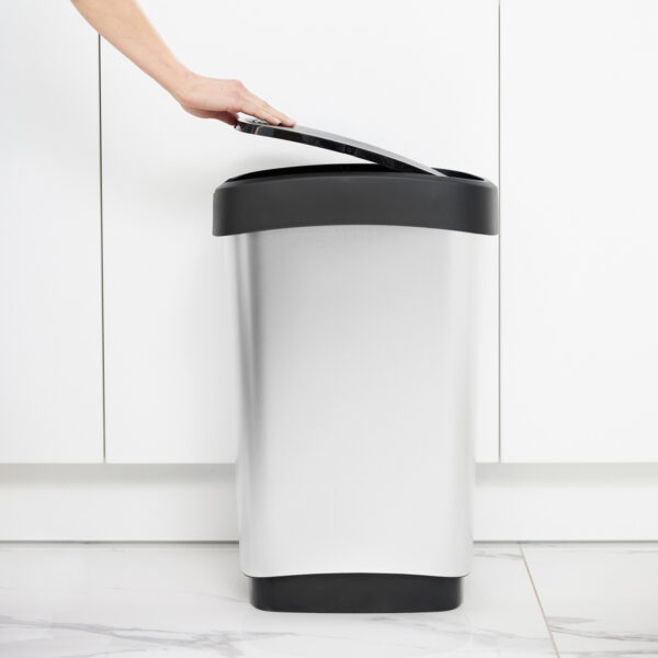 Prügikast liikuva kaanega Twist 50L metallik hõbe/must 40,1x29,8x h60,2cm