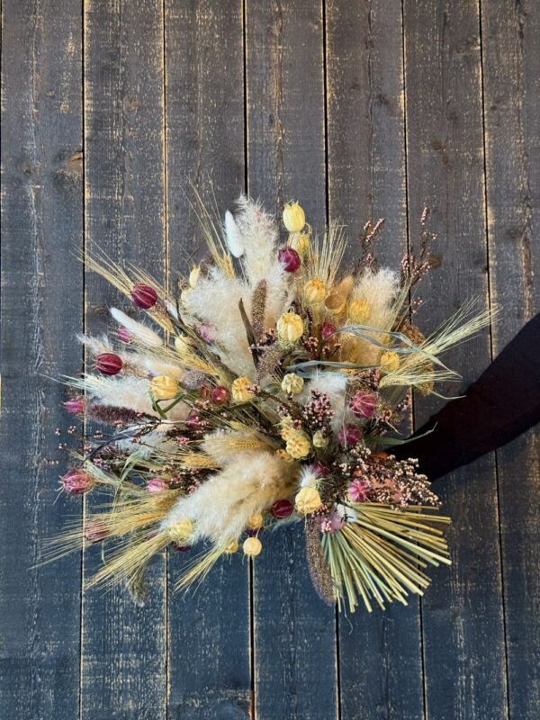 Floristi valik - lillekimp kuivlilledest