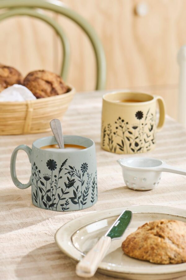 Tass lilledega sinine 300ml