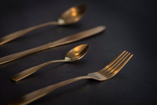 MAKU söögiriistad kuldne 16tk