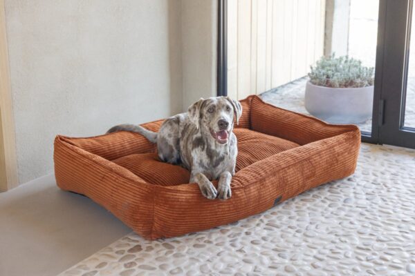 Pesa koerale Ribbed terrakota 120x80x h23cm