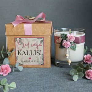 Käsitööküünal karbis Oled väga kallis 35h