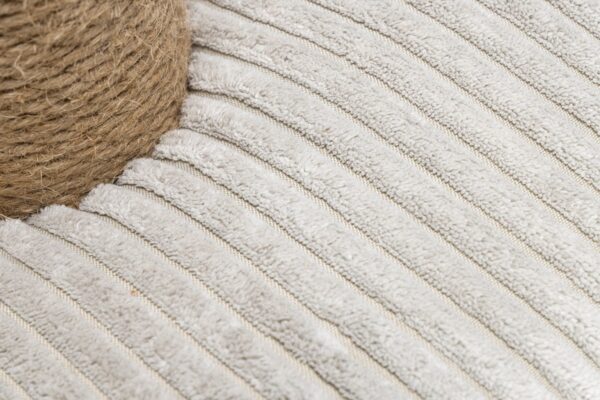 Kraapimispuu Ribbed mänguasjaga helehall Ø35x h50cm