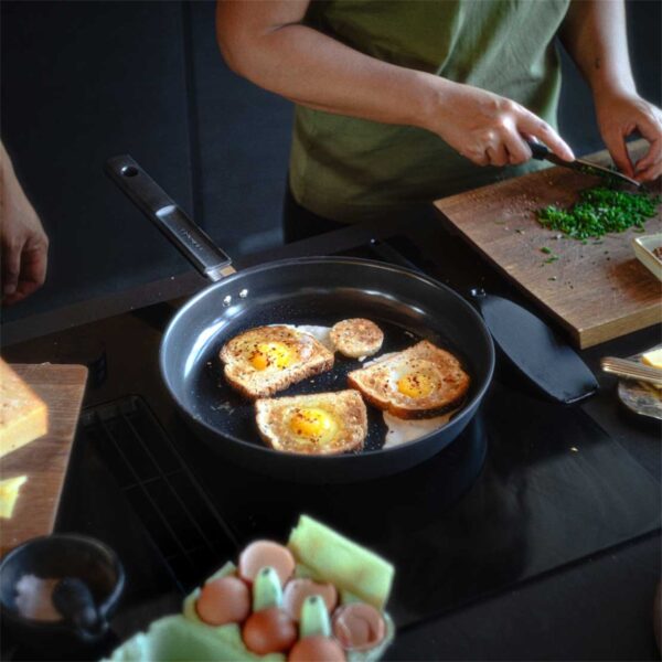 Praepann Fiskars Hard Face 30cm