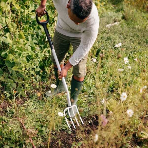 Kaevamishark Xact Fiskars teleskoopvarrega 110-130cm