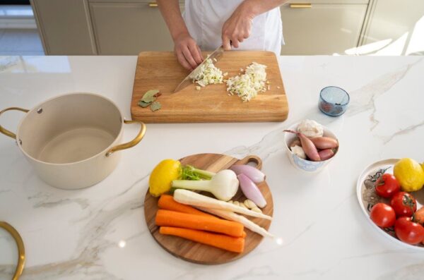 Maku lõikelaud akaatsiapuust Ø30cm