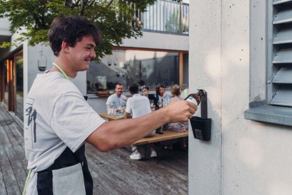 Pudeliavaja Johnny Catch Cup hõbe