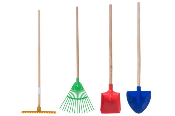 Laste labidas/reha puidust varrega erinevad 1tk