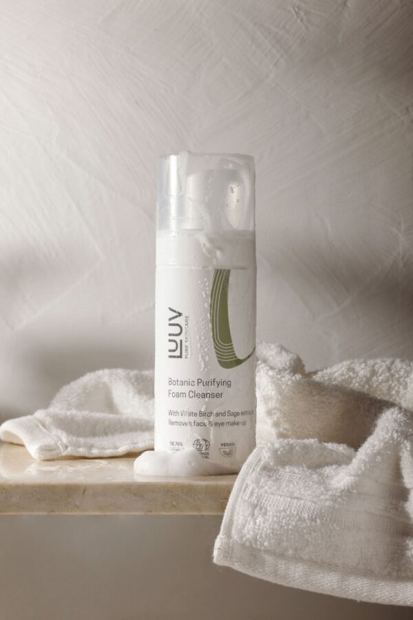 Luuv sügavpuhastav näopesuvaht Cosmos 150ml