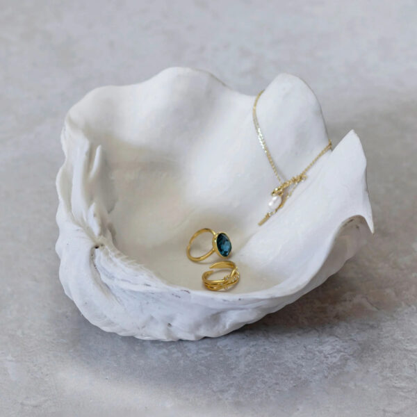Dekoratiivkauss Shell valge 19x24x h12cm