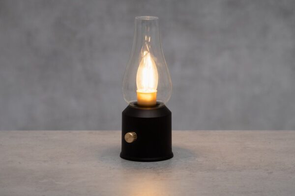 Laetav LED-latern Finnlumor must 23 cm